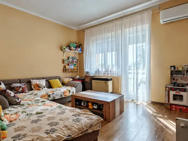 Eladó lakás, Eger 3 szoba 68 m² 61.8 M Ft