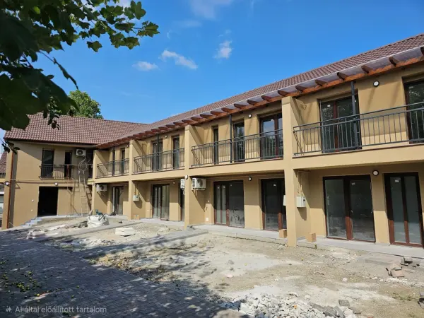 Eladó lakás, Eger 3 szoba 70 m² 79.9 M Ft