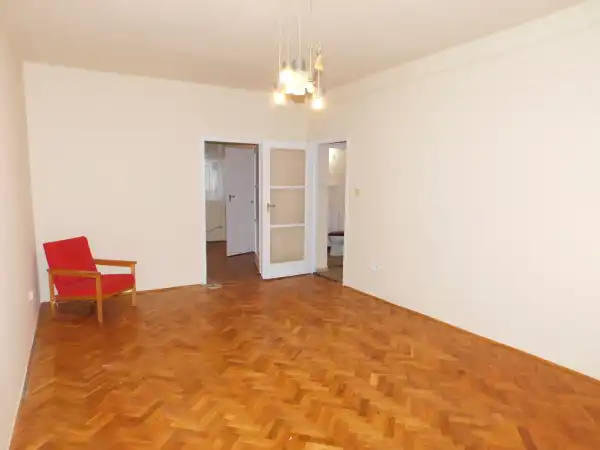 Eladó lakás, Eger 2 szoba 55 m² 43.5 M Ft