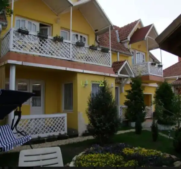 Eladó lakás, Eger 5 szoba 120 m² 79 M Ft