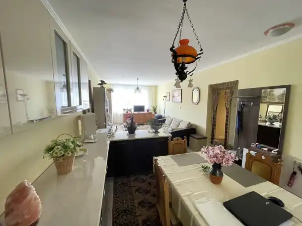 Eladó lakás, Eger 2 szoba 55 m² 57 M Ft