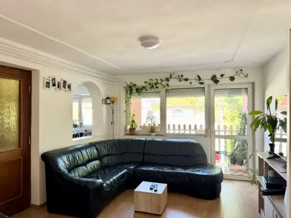 Eladó lakás, Eger 1 szoba 46 m² 39.9 M Ft