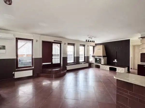 Eladó lakás, Eger 4 szoba 110 m² 69.9 M Ft