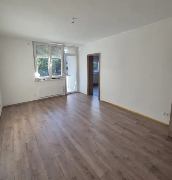 Eladó lakás, Esztergom 2 szoba 50 m² 59.5 M Ft