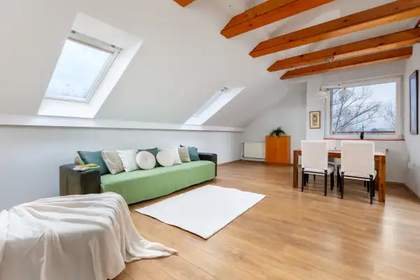 Eladó lakás, Esztergom 3+2 szoba 122 m² 82.5 M Ft