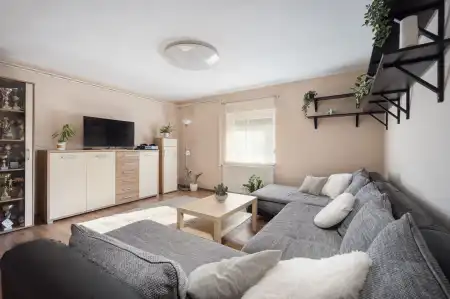 eladó lakás, Gyál