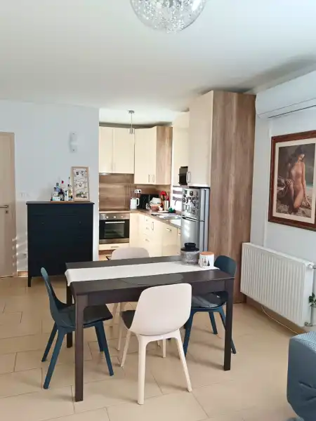 eladó lakás, Győr