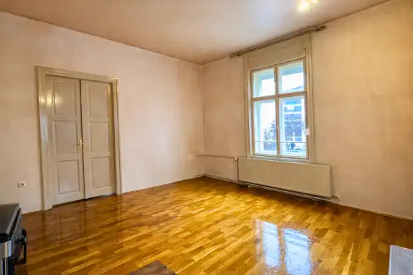 Eladó lakás, Győr 4 szoba 74 m² 89 M Ft