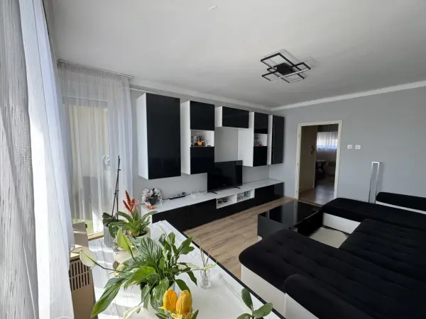 Eladó lakás, Heves 2 szoba 54 m² 30.9 M Ft