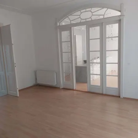 Eladó lakás, Keszthely 3 szoba 100 m² 89 M Ft