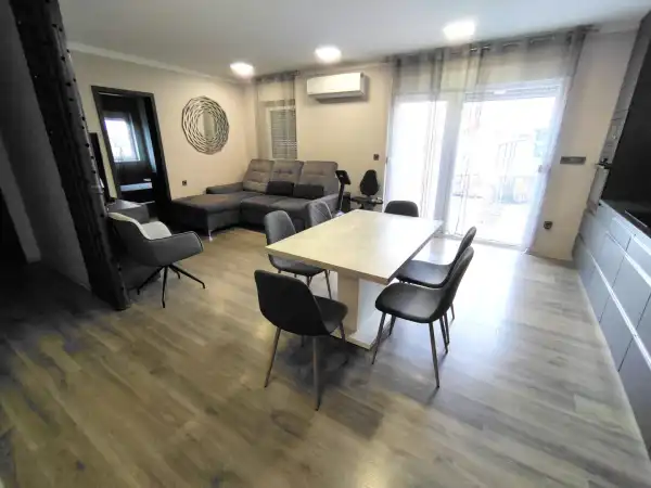 Eladó lakás, Mohács 5 szoba 114 m² 79 M Ft