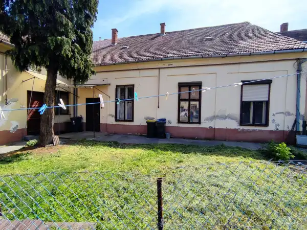 Eladó lakás, Mohács 2 szoba 65 m² 12 M Ft