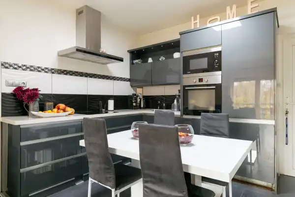 Eladó lakás, Mosonmagyaróvár 3 szoba 47 m² 49.9 M Ft