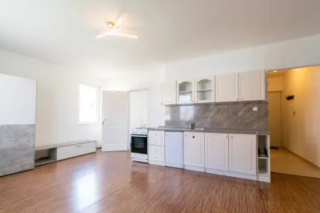 Eladó lakás, Mosonmagyaróvár 1+1 szoba 38 m² 39.9 M Ft