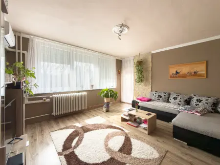 Eladó lakás, Nagyoroszi 3 szoba 34 M Ft