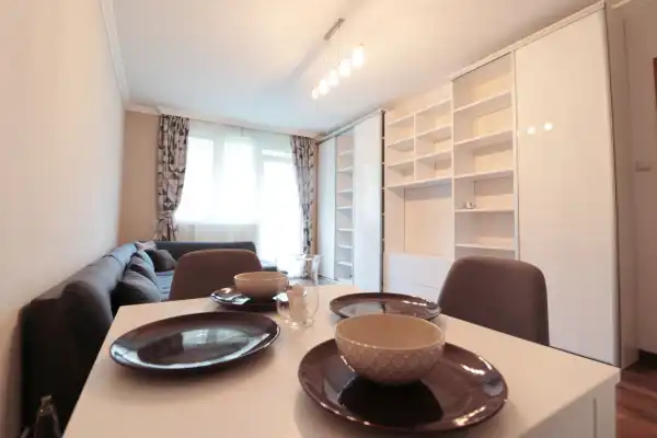 Eladó lakás, Orosháza 2 szoba 54 m² 24.9 M Ft