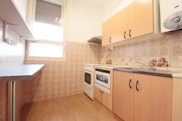 Eladó lakás, Orosháza 2 szoba 52 m² 19.5 M Ft