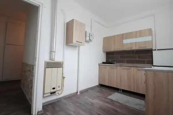 Eladó lakás, Orosháza 2 szoba 54 m² 22 M Ft