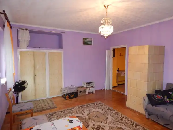 Eladó lakás, Oroszlány 1 szoba 38 m² 20.5 M Ft