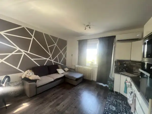 Eladó lakás, Oroszlány 1+1 szoba 38 m² 31.5 M Ft