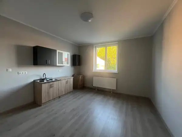 Eladó lakás, Oroszlány 1+1 szoba 38 m² 33.9 M Ft