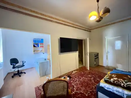 eladó lakás, Oroszlány