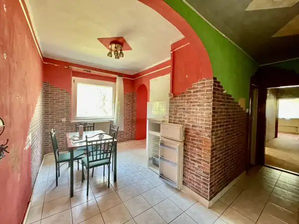 Eladó lakás, Oroszlány 2 szoba 53 m² 24.4 M Ft