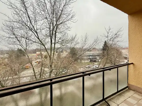 Eladó lakás, Oroszlány 2 szoba 55 m² 34.3 M Ft