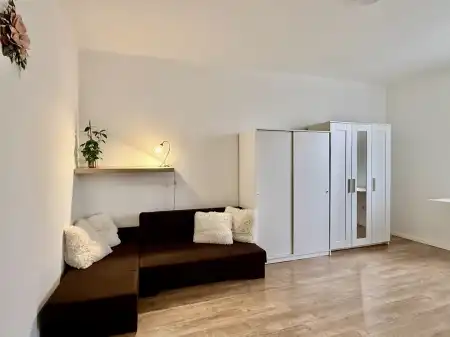 Eladó lakás, Oroszlány 1 szoba 27 m² 27.2 M Ft