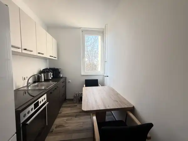 Eladó lakás, Oroszlány 2 szoba 54 m² 39.99 M Ft