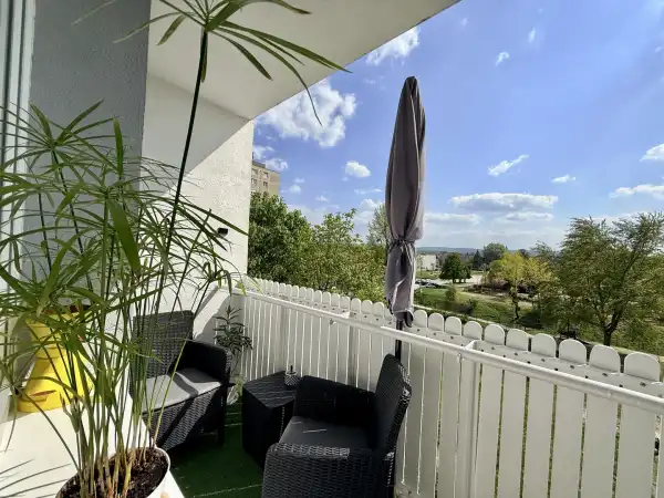 Eladó lakás, Oroszlány 3 szoba 68 m² 45.9 M Ft