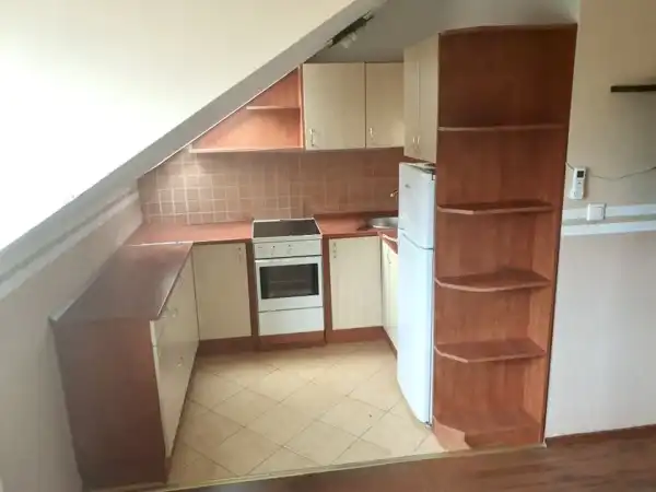 Eladó lakás, Oroszlány 1+1 szoba 49 m² 34.9 M Ft