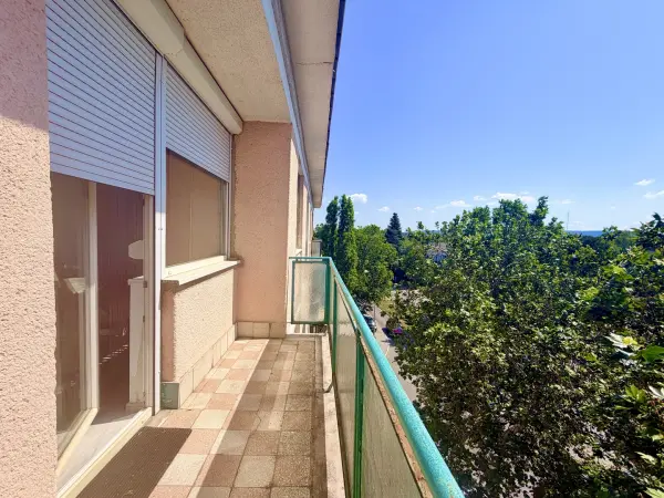 Eladó lakás, Oroszlány 1 szoba 40 m² 28.5 M Ft
