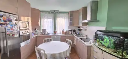 eladó lakás, Paks