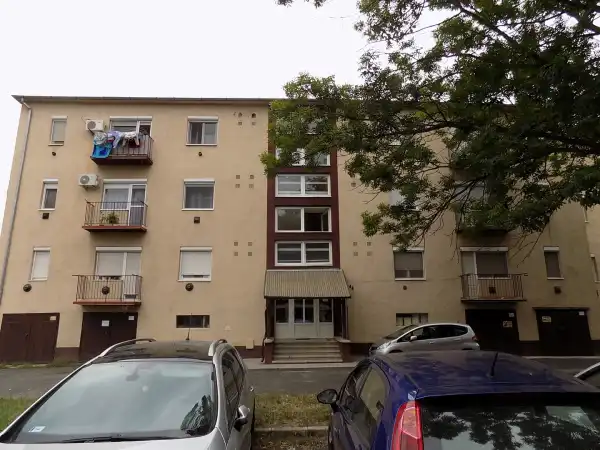 Eladó lakás, Pápa 2 szoba 53 m² 21.5 M Ft