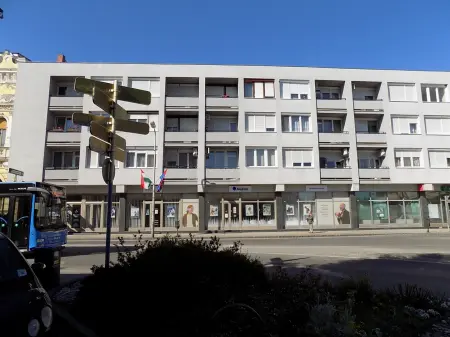 eladó lakás, Pápa