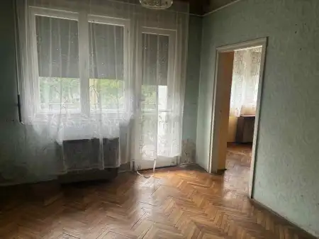 Eladó lakás, Pápa 2 szoba 54 m² 24.9 M Ft