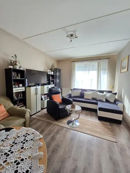 eladó lakás, Pécs