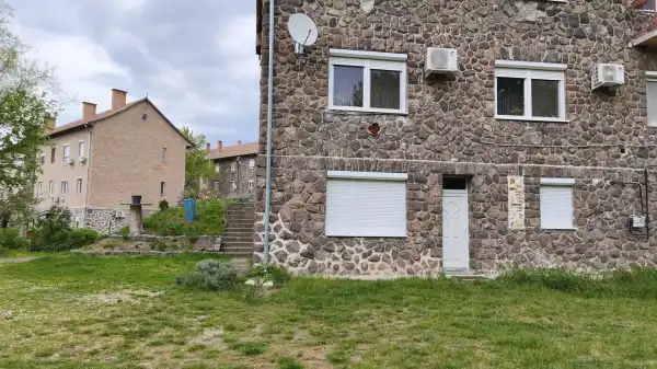 Eladó lakás, Petőfibánya 1 szoba 38 m² 25.2 M Ft