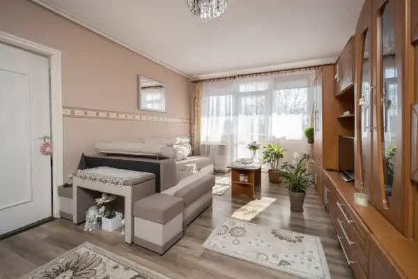 Eladó lakás, Rétság 3 szoba 60 m² 41.9 M Ft