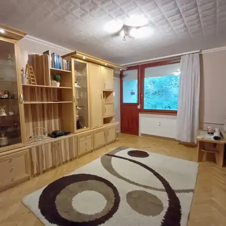 eladó lakás, Salgótarján