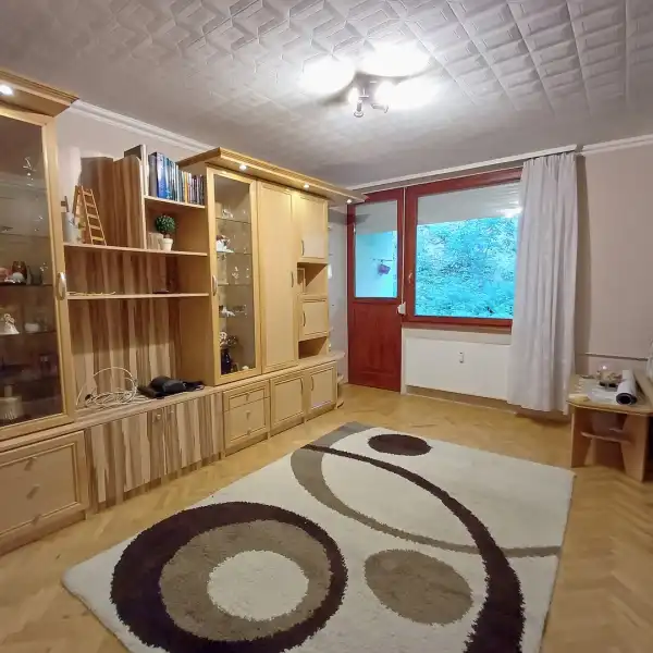 Eladó lakás, Salgótarján 2 szoba 49 m² 23.99 M Ft