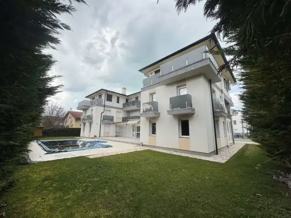 Eladó lakás, Siófok 5 szoba 95 m² 149 M Ft