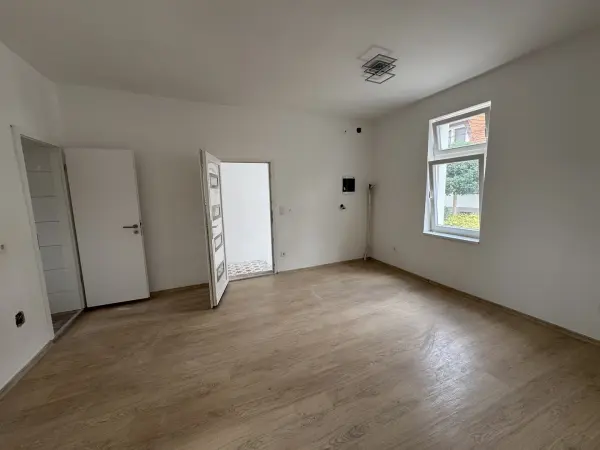 Eladó lakás, Sopron 1+2 szoba 48 m² 59.99 M Ft