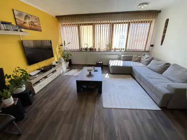Eladó lakás, Sopron 3 szoba 72 m² 60.9 M Ft