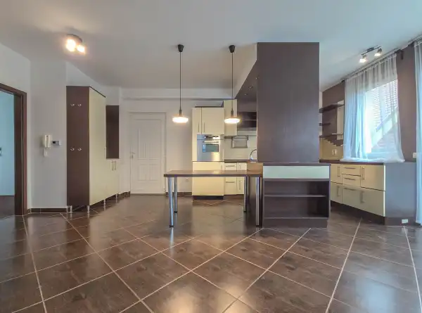 Eladó lakás, Sopron 3 szoba 65 m² 69.9 M Ft