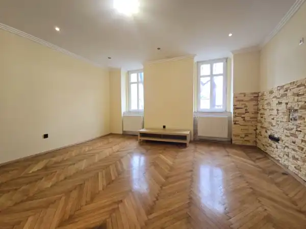 Eladó lakás, Sopron 3+1 szoba 102 m² 74.9 M Ft