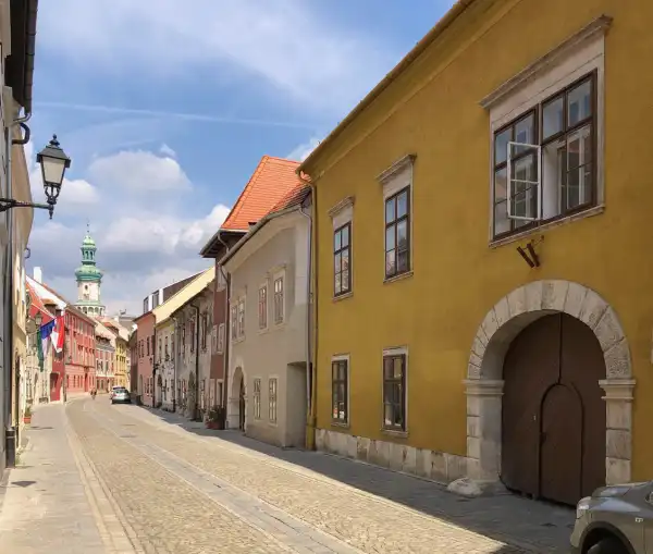 Eladó lakás, Sopron 2+2 szoba 89 m² 59.9 M Ft
