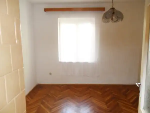 Eladó lakás, Szeged 2+1 szoba 55 m² 49.5 M Ft