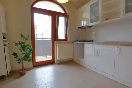 Eladó lakás, Szeged 3 szoba 65 m² 74.9 M Ft
